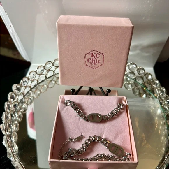 KC Chic Silver Necklace & Bracelet Bracelet Set ~ Never Worn “K18” - Picture 5 of 11